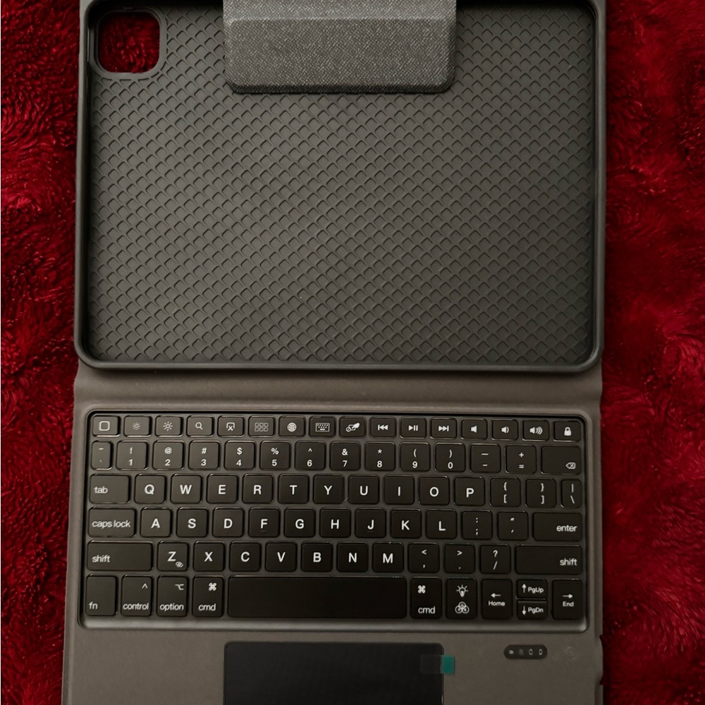 Apple IPad Pro 11”/iPad air 4” folio Smart Keyboard